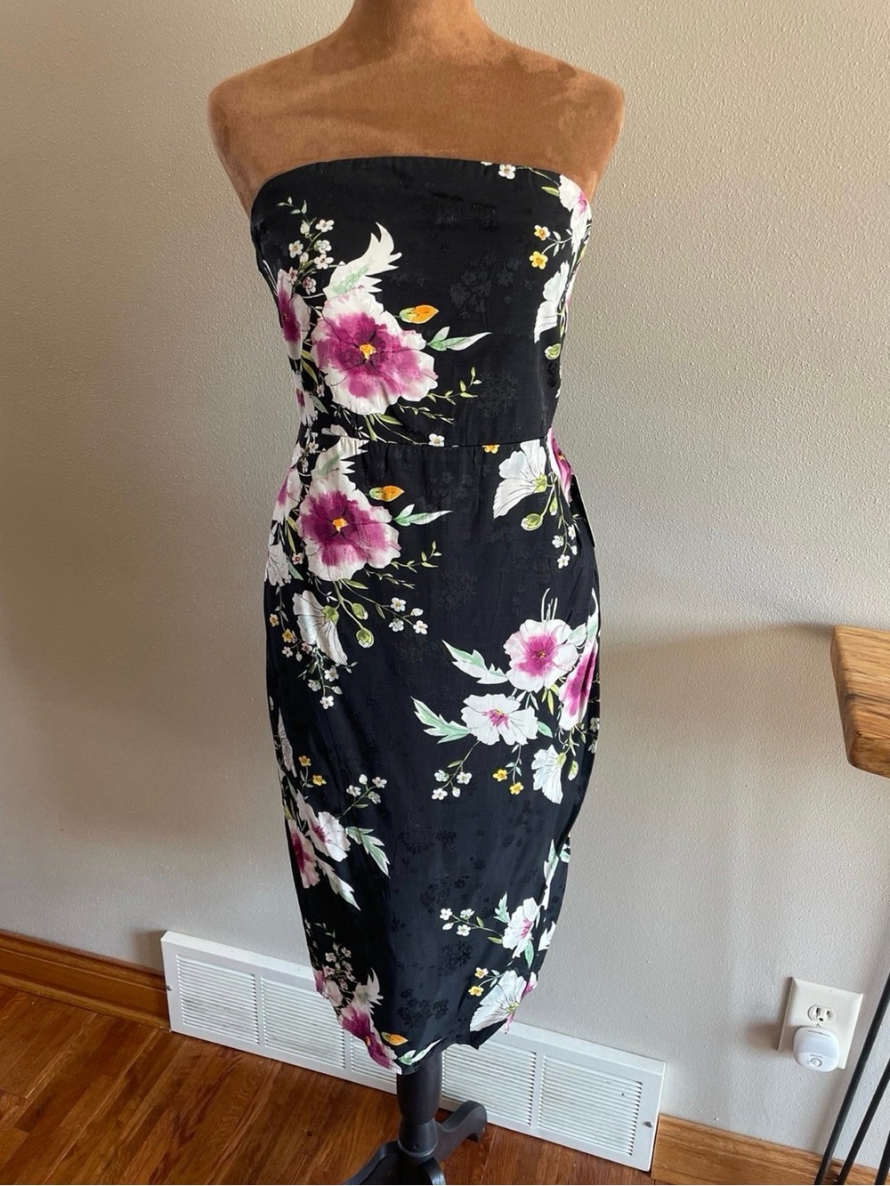 NWT Express Strapless Black Floral Sheath Dress